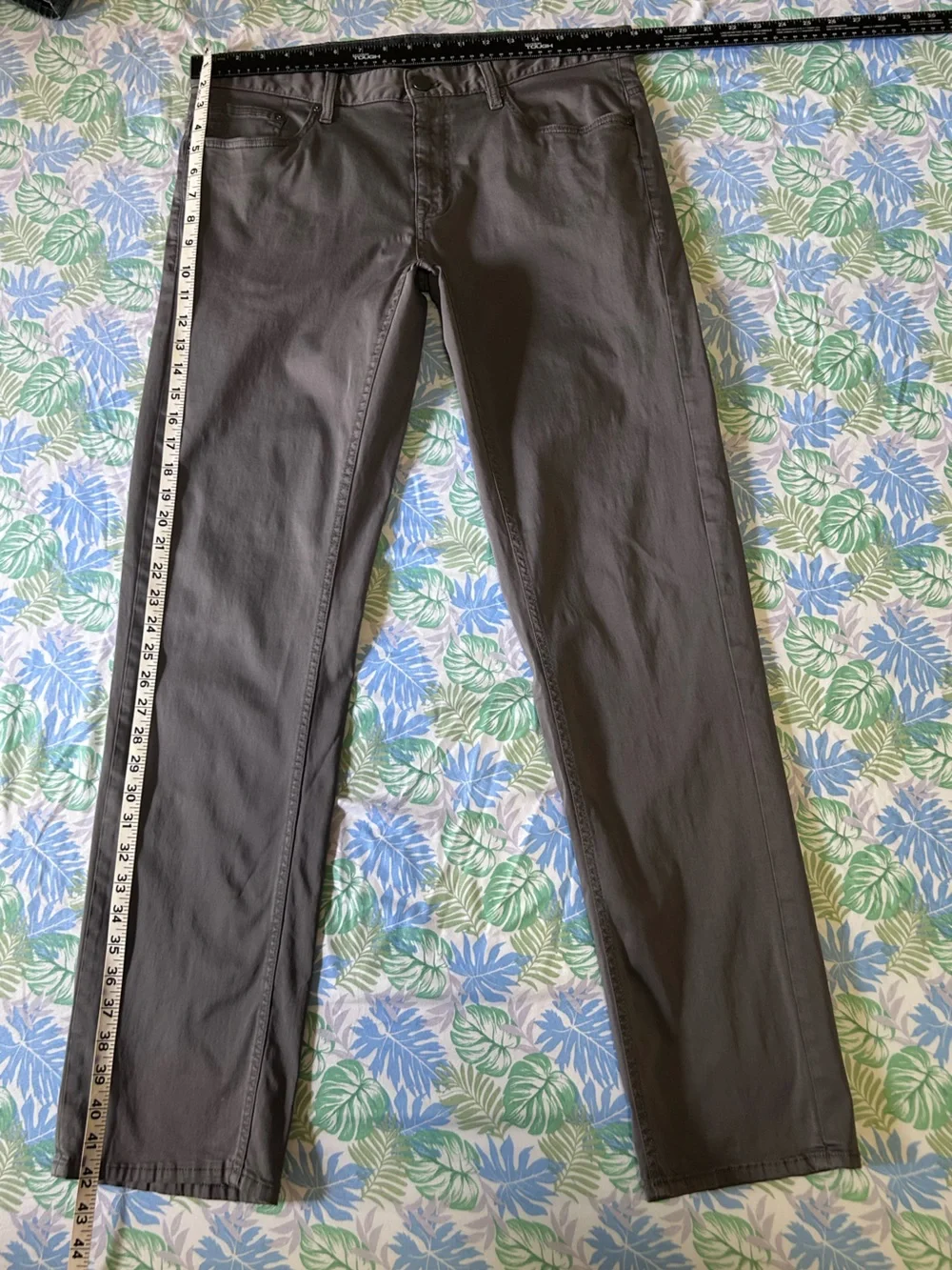 Calvin Klein Jeans Men’s Slim Straight Gray Stretch Denim Pants W34 L32